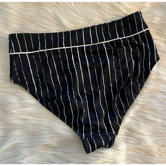 The Nightmare Before Christmas Jack Pinstripe Swim Bottoms (Med) - Picture 4 of 7